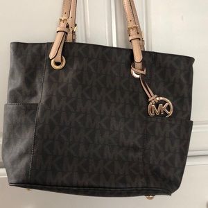 Michael Kors tote